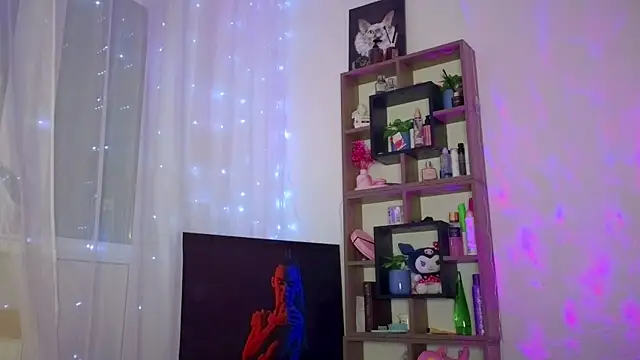 KristenSayles online show from 18, 3, 2025