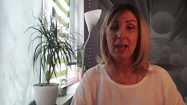 Ariel the mermaid online show from 22, 4, 2026