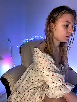 freiiaflower online show from 1, 11, 2025