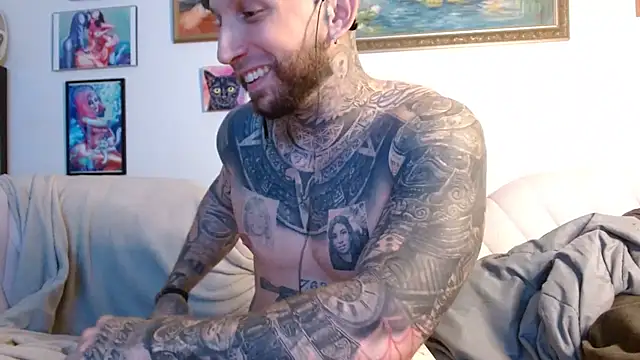 Snapshot of bobbybacala91 chatting on 1, 10, 2025 bobbybacala91 online show from 1, 10, 2025