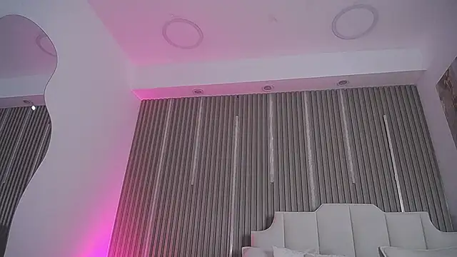 Katy Van online show from 5, 4, 2026