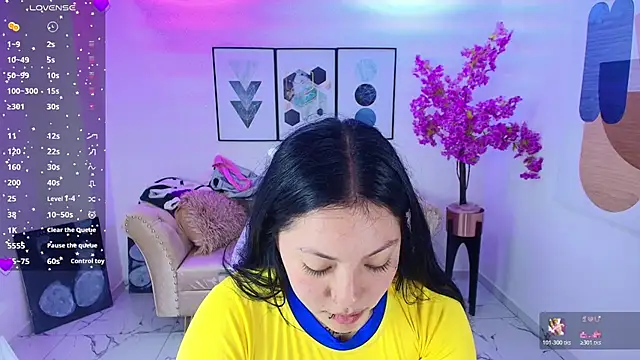 Snapshot of Isa_reel chatting on 17, 6, 2026 Isa reel online show from 17, 6, 2026