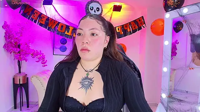 Snapshot of Isa_reel chatting on 29, 10, 2025 Isa reel online show from 29, 10, 2025