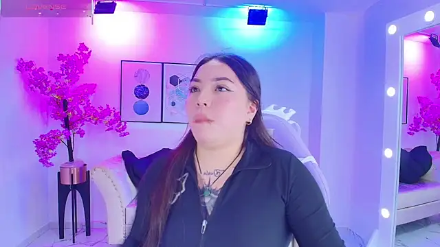 Snapshot of Isa_reel chatting on 17, 10, 2025 Isa reel online show from 17, 10, 2025