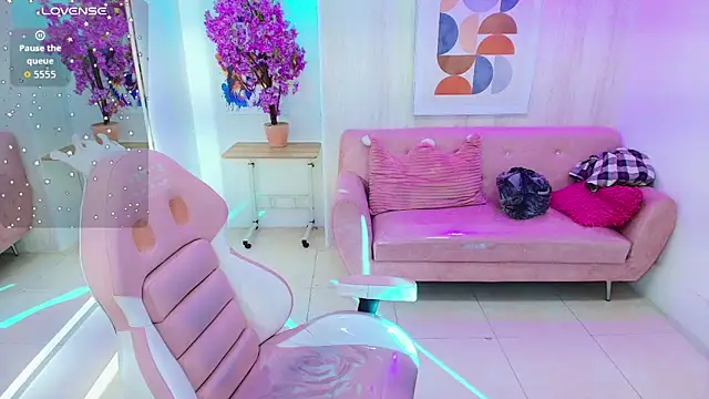 Snapshot of Isa_reel chatting on 23, 11, 2025 Isa reel online show from 23, 11, 2025