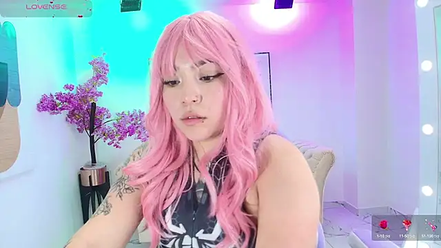 Snapshot of Isa_reel chatting on 19, 9, 2025 Isa reel online show from 19, 9, 2025