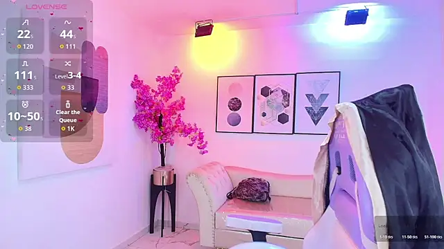 Snapshot of Isa_reel chatting on 13, 11, 2025 Isa reel online show from 13, 11, 2025