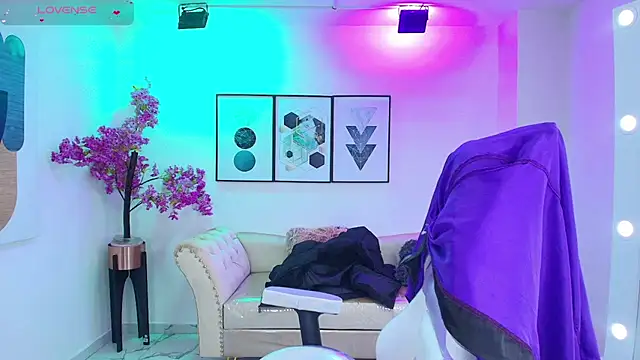 Snapshot of Isa_reel chatting on 27, 9, 2025 Isa reel online show from 27, 9, 2025