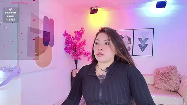 Snapshot of Isa_reel chatting on 7, 11, 2025 Isa reel online show from 7, 11, 2025