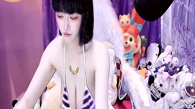 kumamon- online show from 2, 4, 2026