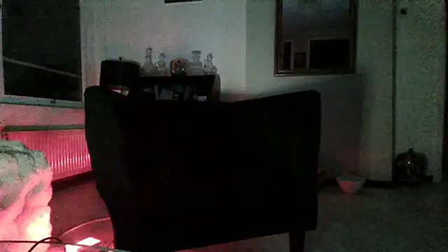 Snapshot of CharlotteVixxens chatting on 24, 4, 2026 CharlotteVixxens online show from 24, 4, 2026