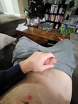 Snapshot of Cemg chatting on 19, 12, 2025 Cemg online show from 19, 12, 2025