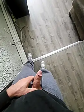 Snapshot of Cemg chatting on 9, 11, 2025 Cemg online show from 9, 11, 2025