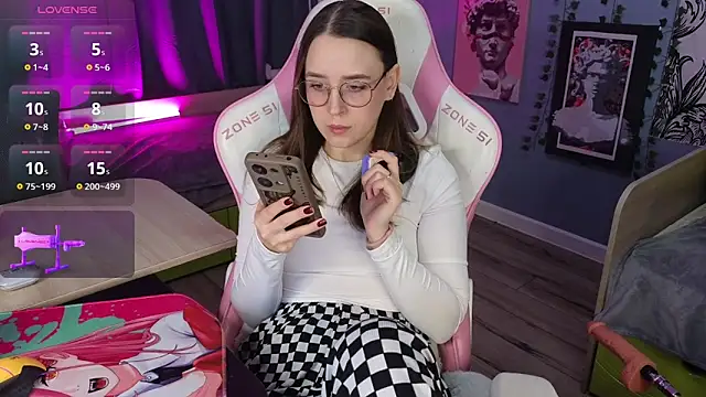 Snapshot of Sweet_frosti chatting on 28, 11, 2025 Sweet frosti online show from 28, 11, 2025