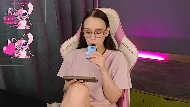 Sweet frosti online show from 27, 6, 2026