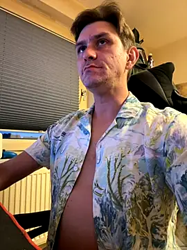 Snapshot of Shaiiboy chatting on 18, 9, 2025 Shaiiboy online show from 18, 9, 2025