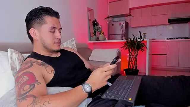 Chriskyle  online show from 20, 11, 2025