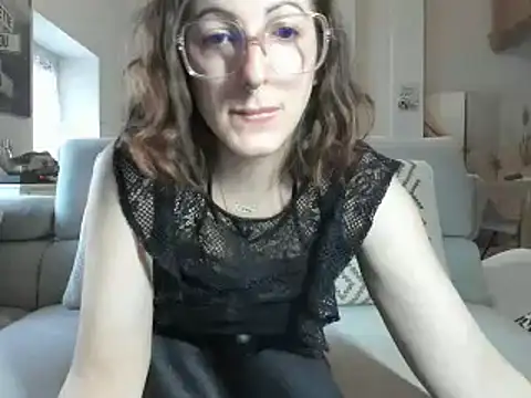 Snapshot of prunelle_sexy chatting on 2, 10, 2025 prunelle sexy online show from 2, 10, 2025