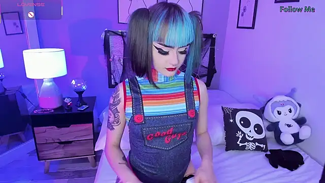 Snapshot of Liza_Sweett chatting on 28, 10, 2025 Liza Sweett online show from 28, 10, 2025