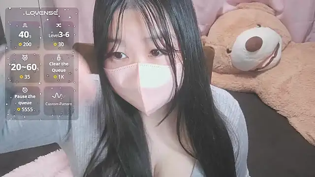 yuinyan3150 online show from 16, 11, 2025