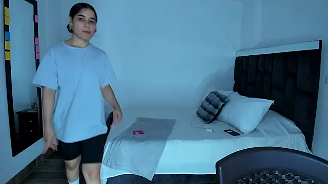 SweetMegan 1 online show from 12, 2, 2025