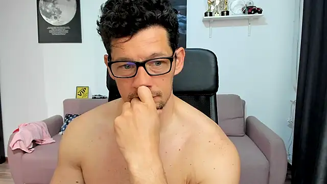 BrutusK08 online show from 22, 4, 2026