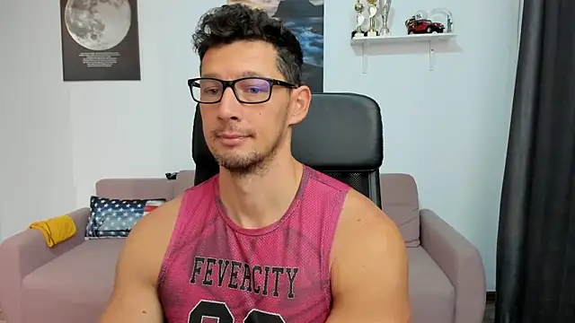 Snapshot of BrutusK08 chatting on 25, 10, 2025 BrutusK08 online show from 25, 10, 2025