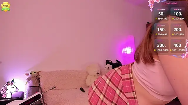 Snapshot of EvaUniporn chatting on 19, 12, 2025 EvaUniporn online show from 19, 12, 2025