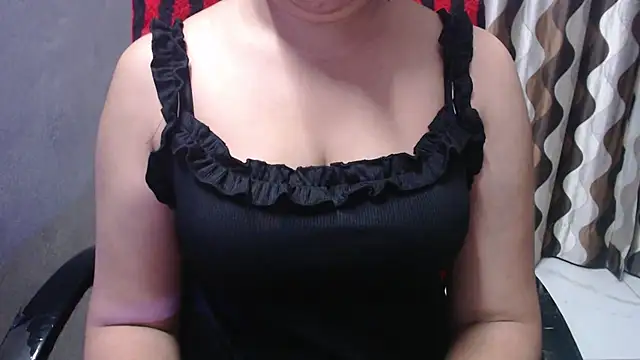 Snapshot of Kaur_Jannat chatting on 9, 1, 2025 Kaur Jannat online show from 9, 1, 2025