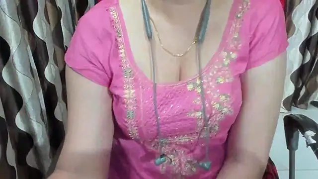 Snapshot of Kaur_Jannat chatting on 16, 10, 2025 Kaur Jannat online show from 16, 10, 2025