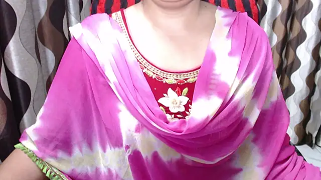 Snapshot of Kaur_Jannat chatting on 5, 2, 2025 Kaur Jannat online show from 5, 2, 2025