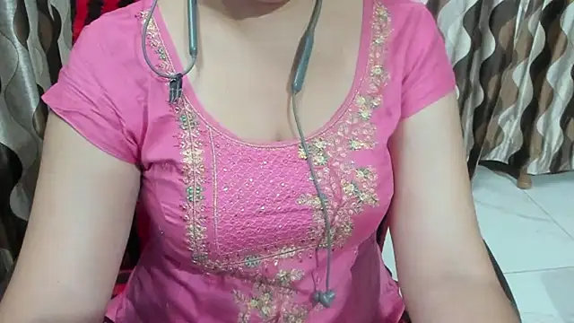 Snapshot of Kaur_Jannat chatting on 30, 9, 2025 Kaur Jannat online show from 30, 9, 2025