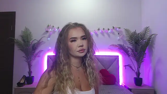 Snapshot of StacyYellig chatting on 12, 7, 2026 StacyYellig online show from 12, 7, 2026