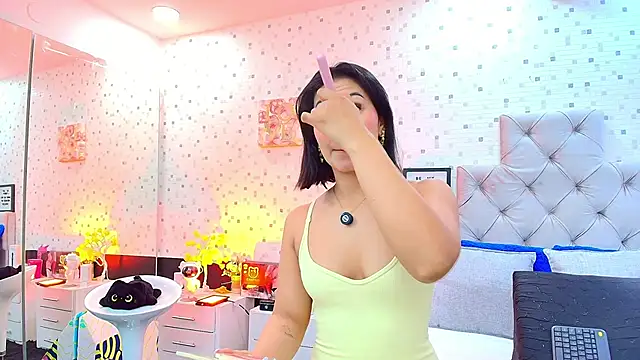 Snapshot of JulietaReyess chatting on 25, 5, 2026 JulietaReyess online show from 25, 5, 2026