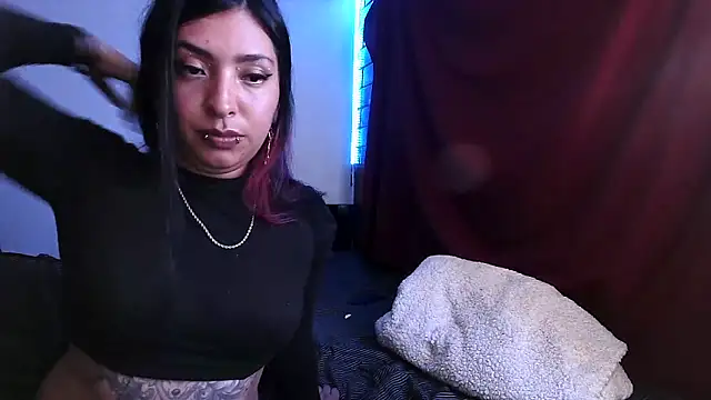 Snapshot of AngelinaPaker chatting on 29, 10, 2025 AngelinaPaker online show from 29, 10, 2025