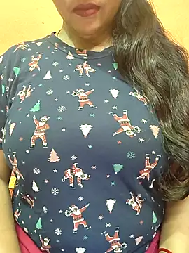 CUTE SOPHIA- online show from 2, 4, 2026