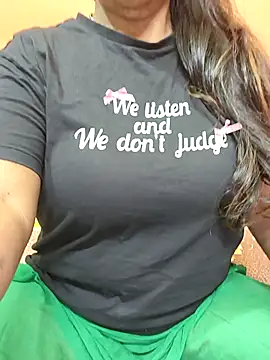 CUTE SOPHIA- online show from 3, 3, 2026