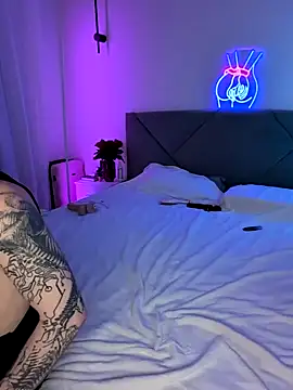 GroteskJane online show from 18, 2, 2025