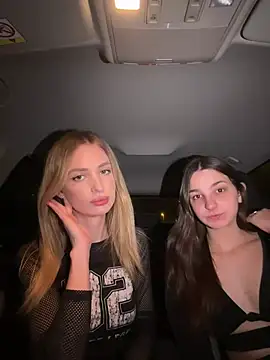 Snapshot of EvieEvans chatting on 20, 3, 2025 EvieEvans online show from 20, 3, 2025