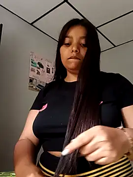 Snapshot of stefanie010 chatting on 3, 2, 2025 stefanie010 online show from 3, 2, 2025