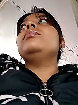 Snapshot of stefanie010 chatting on 29, 1, 2025 stefanie010 online show from 29, 1, 2025