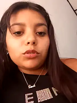 Snapshot of stefanie010 chatting on 12, 1, 2025 stefanie010 online show from 12, 1, 2025