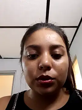 stefanie010 online show from 3, 3, 2026