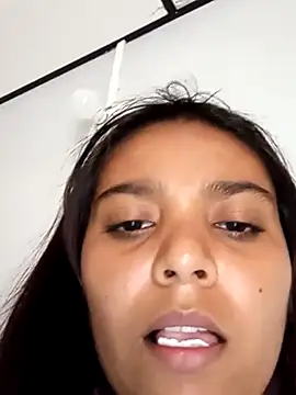 Snapshot of stefanie010 chatting on 16, 2, 2025 stefanie010 online show from 16, 2, 2025