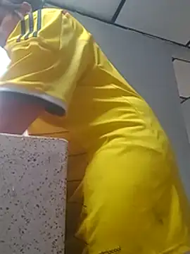 Snapshot of stefanie010 chatting on 11, 1, 2025 stefanie010 online show from 11, 1, 2025