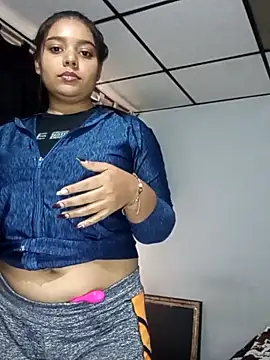 Snapshot of stefanie010 chatting on 14, 11, 2025 stefanie010 online show from 14, 11, 2025