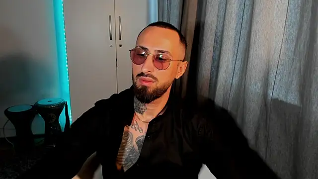 Snapshot of Baddfuckerr chatting on 3, 2, 2025 Baddfuckerr online show from 3, 2, 2025
