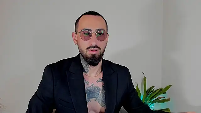 Snapshot of Baddfuckerr chatting on 27, 1, 2025 Baddfuckerr online show from 27, 1, 2025
