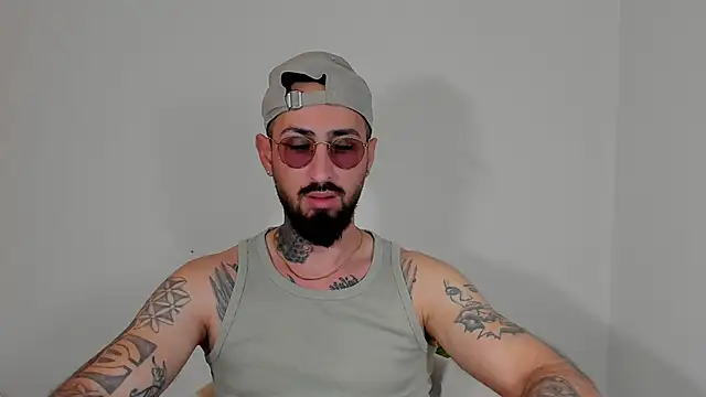 Snapshot of Baddfuckerr chatting on 26, 1, 2025 Baddfuckerr online show from 26, 1, 2025