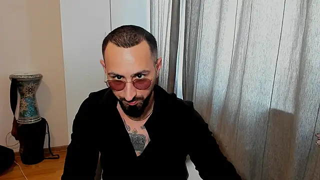 Snapshot of Baddfuckerr chatting on 20, 1, 2025 Baddfuckerr online show from 20, 1, 2025